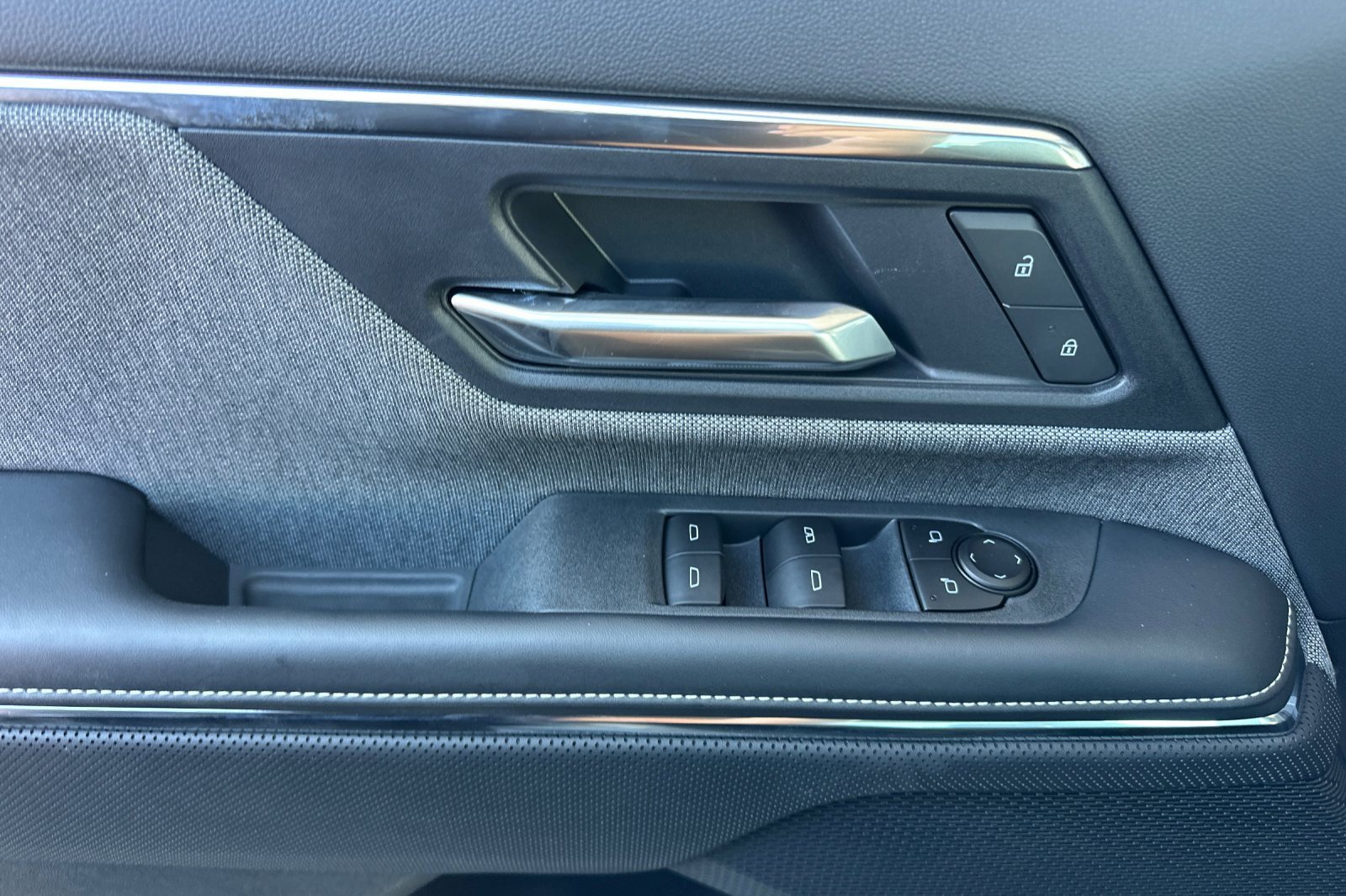 2026 Gmc Sierra Elevation photo 8