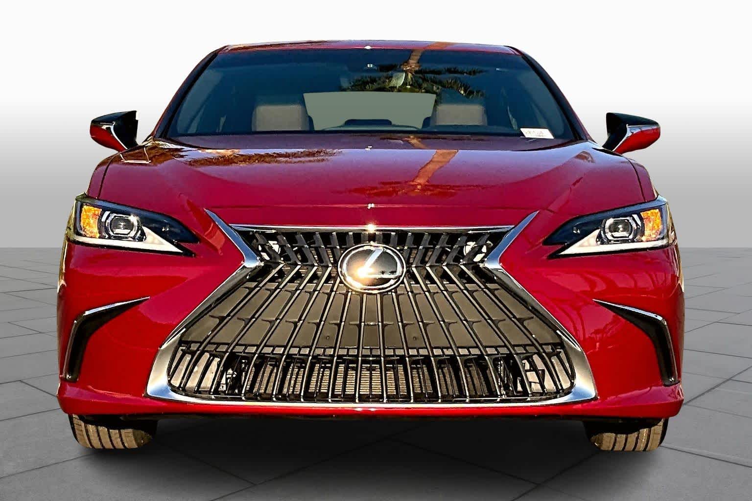 2025 Lexus ES 350 photo 3