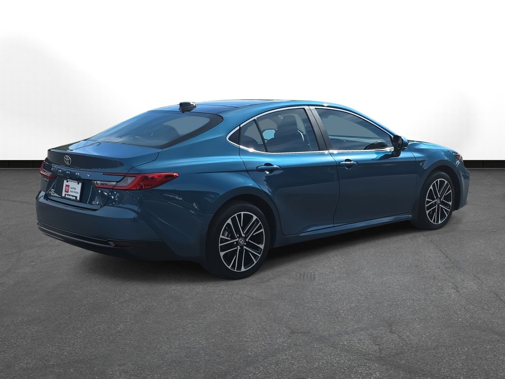 2025 Toyota Camry XSE photo 5