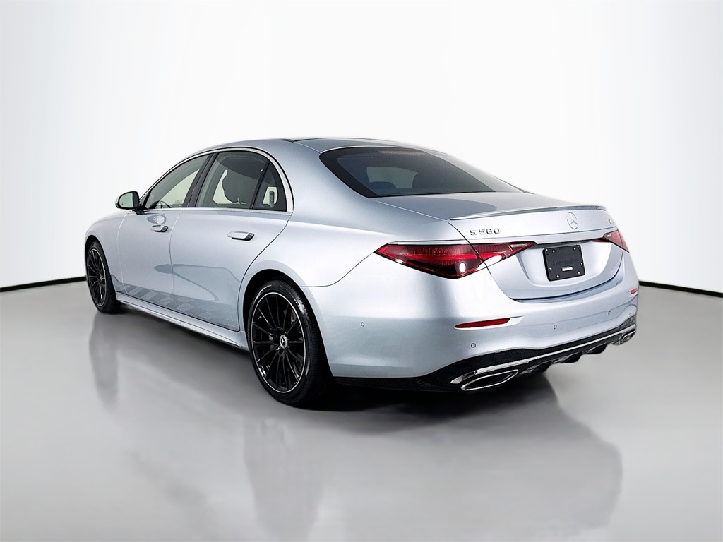 2026 Mercedes Benz S 580 4MATIC photo 3