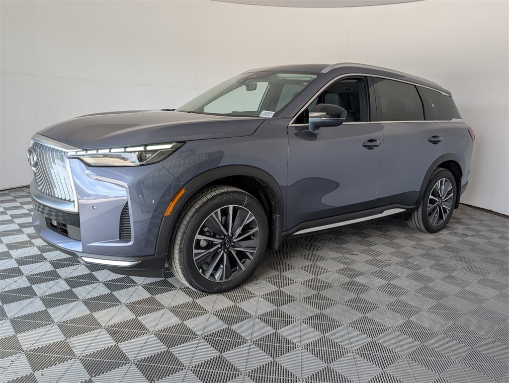 2026 Infiniti QX60 Luxe photo 3
