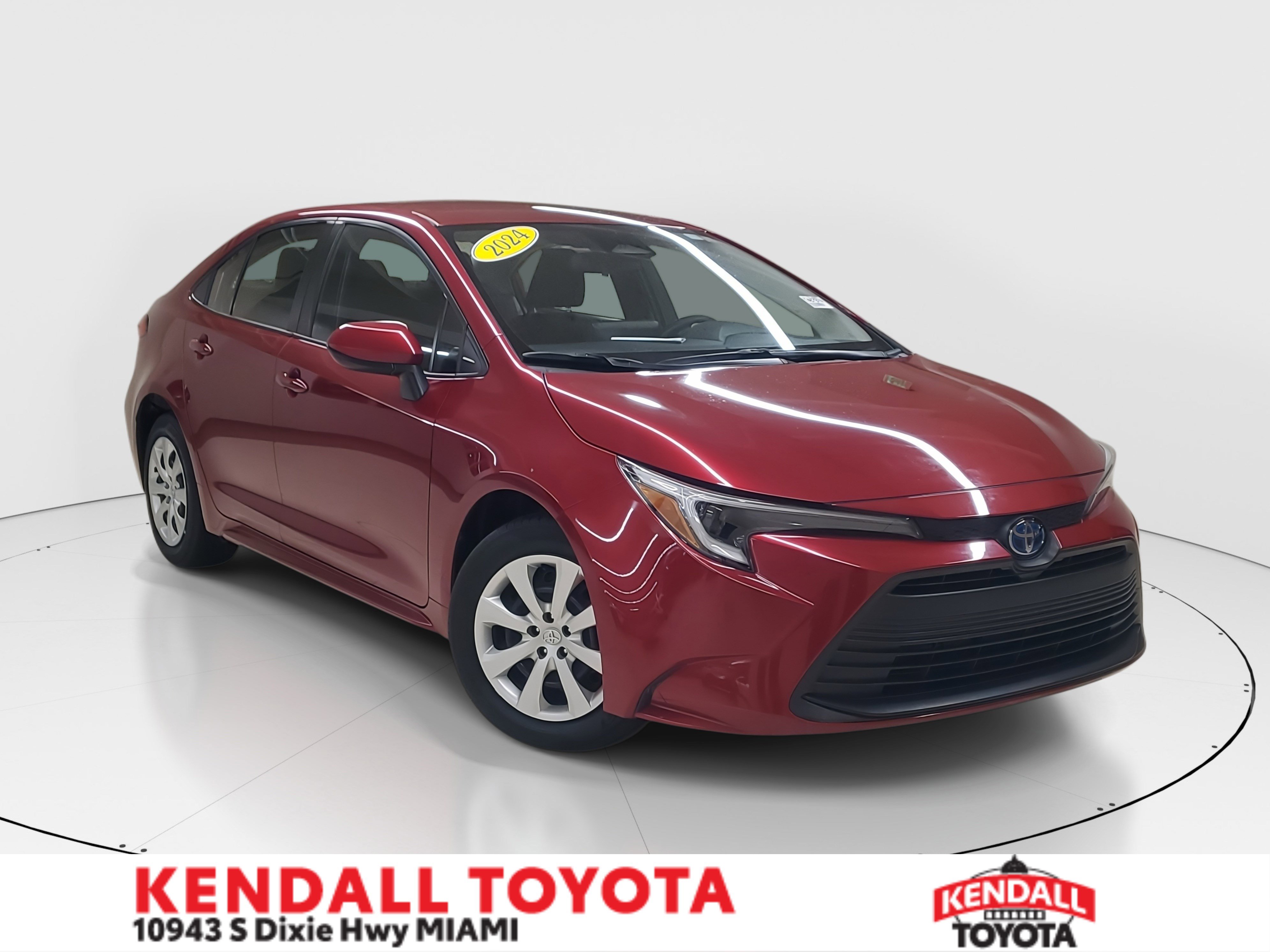 2024 Toyota Corolla LE's photo