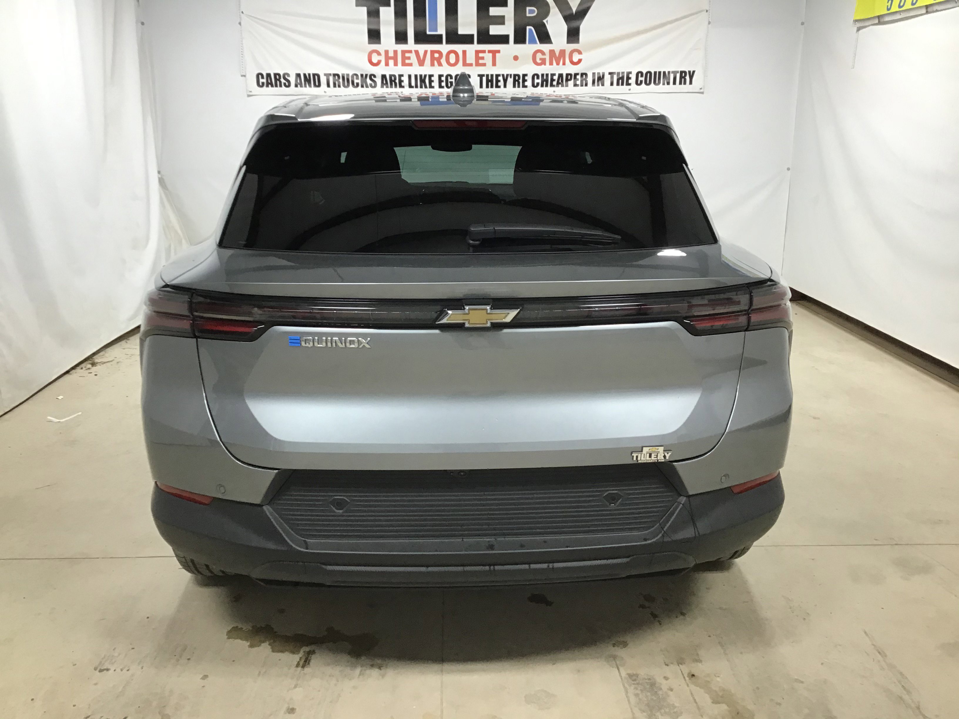 2026 Chevrolet Equinox EV 1LT photo 3