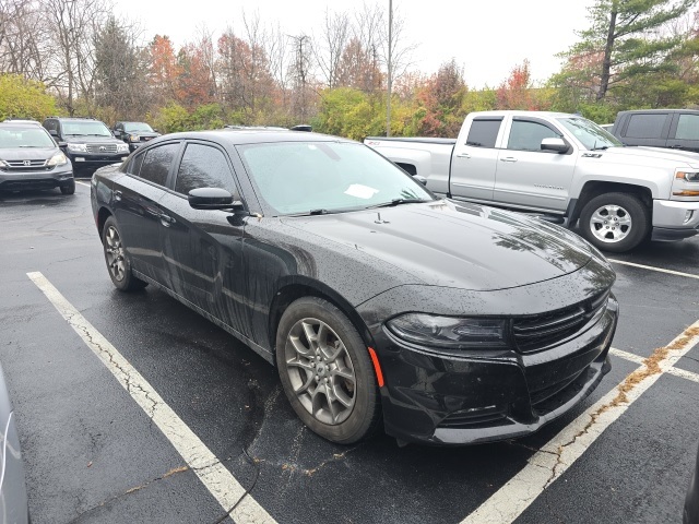 2017 Dodge Charger SXT photo 2