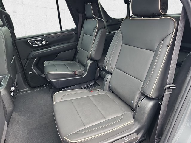 2023 Gmc Yukon SLT photo 16