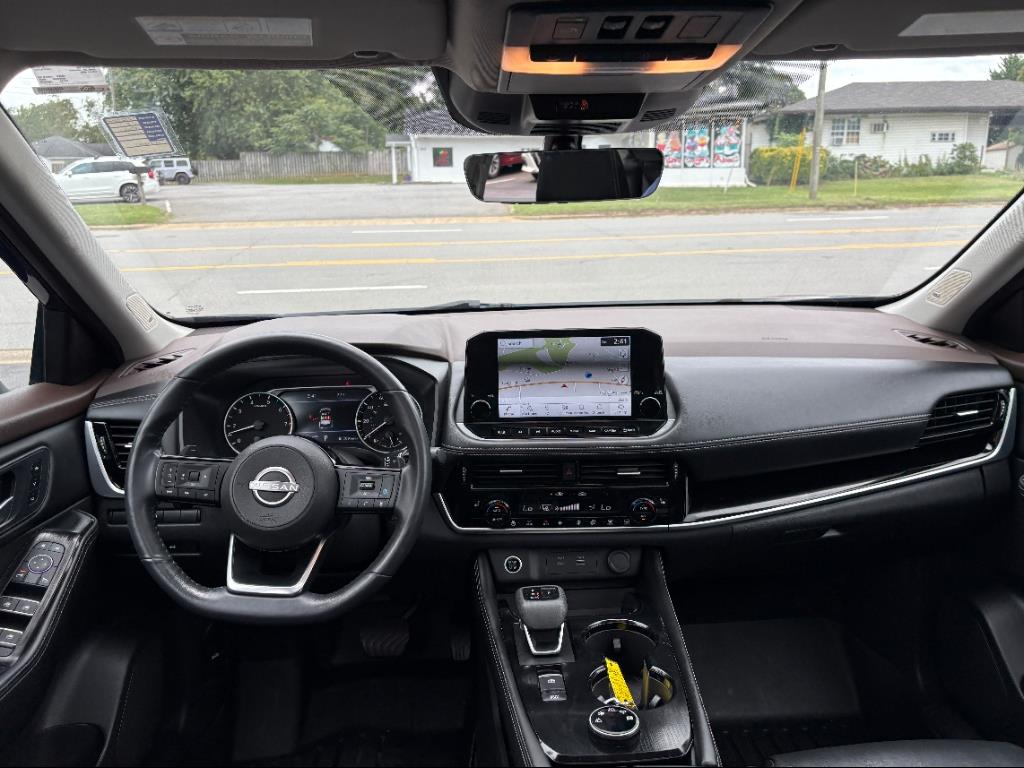 2023 Nissan Rogue SL photo 6