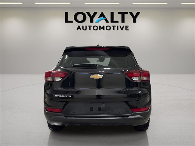 2023 Chevrolet Trailblazer LS photo 4