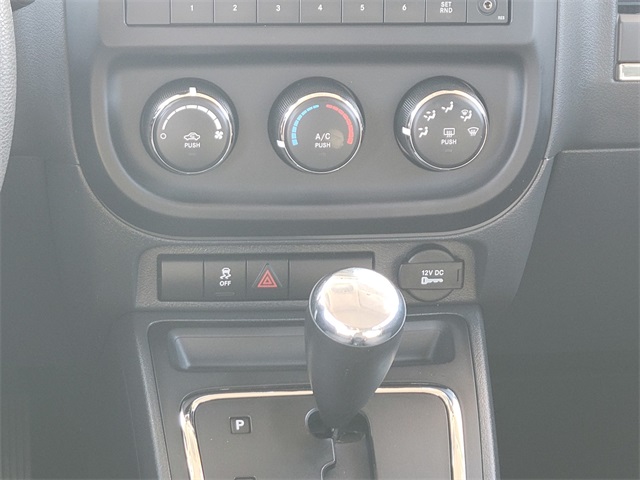 2016 Jeep Patriot Sport photo 25