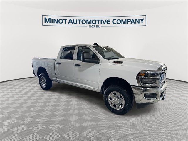 2026 Ram 2500 Tradesman photo 2