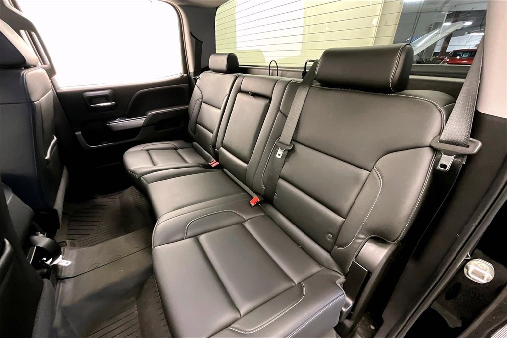 2018 Chevrolet Silverado 1500 LT photo 21