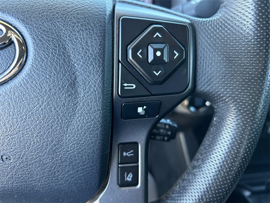 2020 Toyota Tacoma TRD Off-Road photo 28