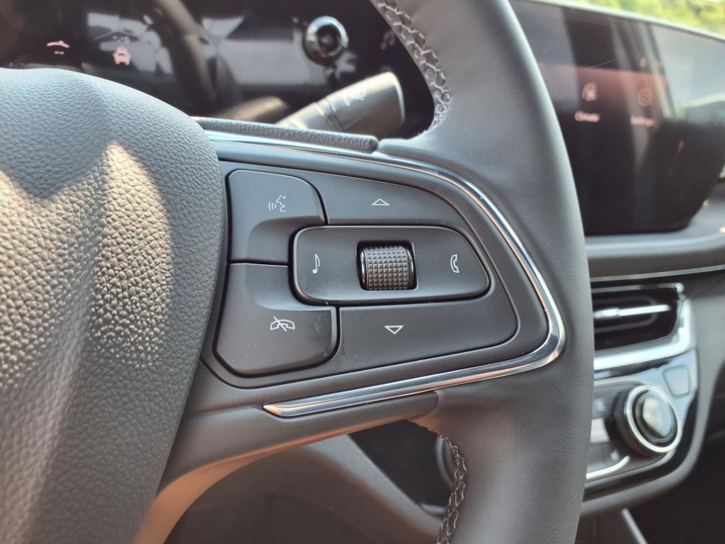 2025 Buick Envista ST photo 9