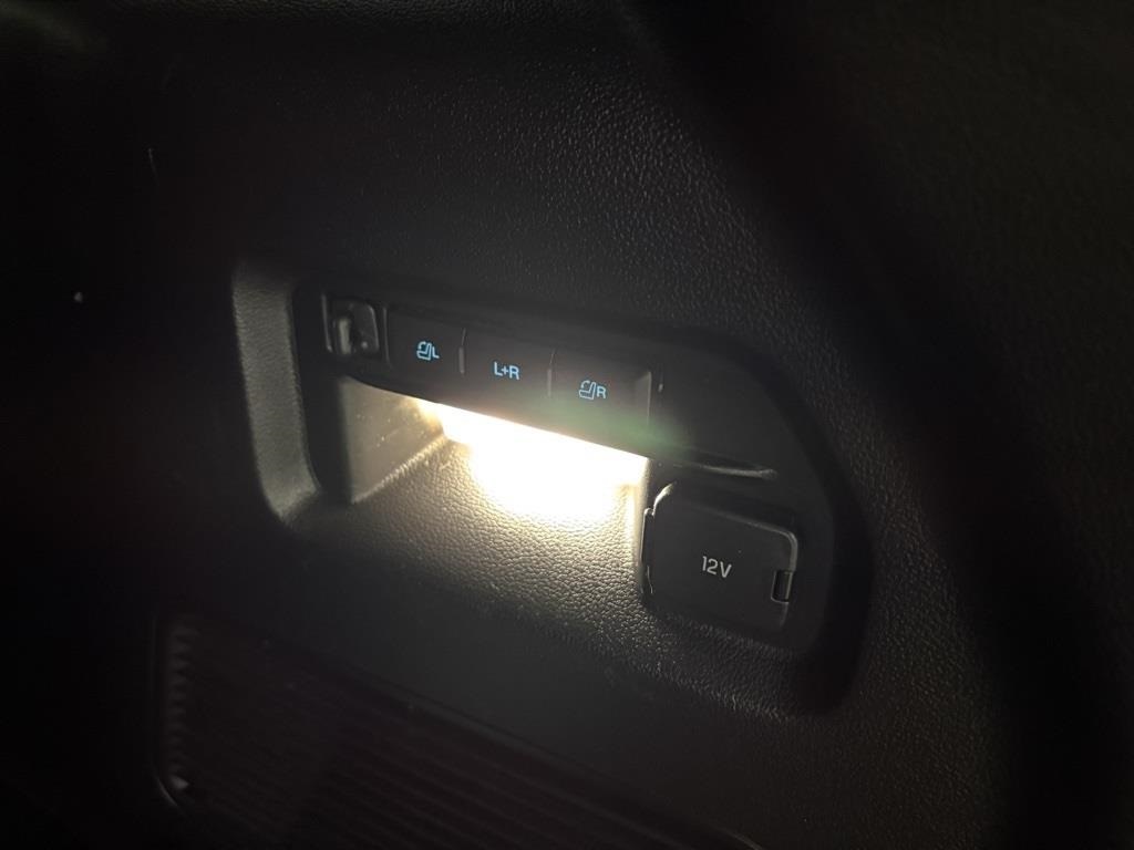 2020 Ford Explorer Limited photo 39