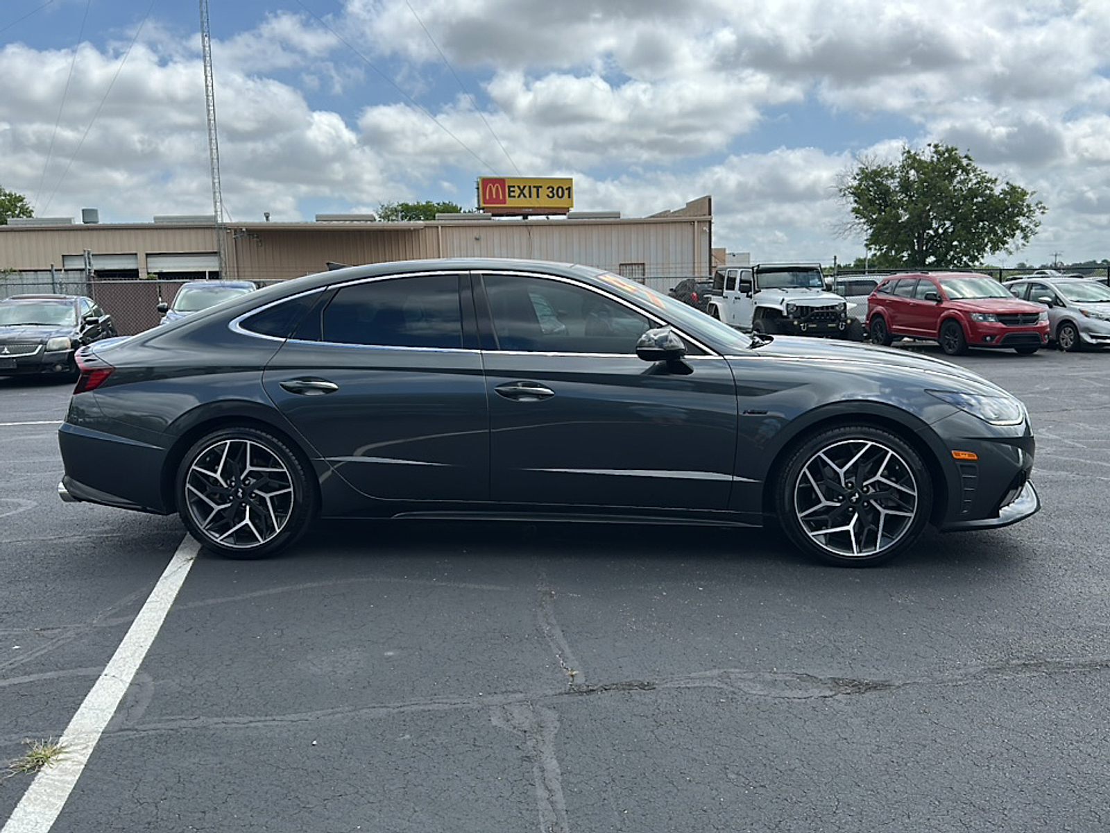 Used 2022 Portofino Gray HYUNDAI N LINE image 9