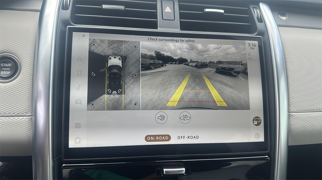 2024 Land Rover Discovery SE photo 23