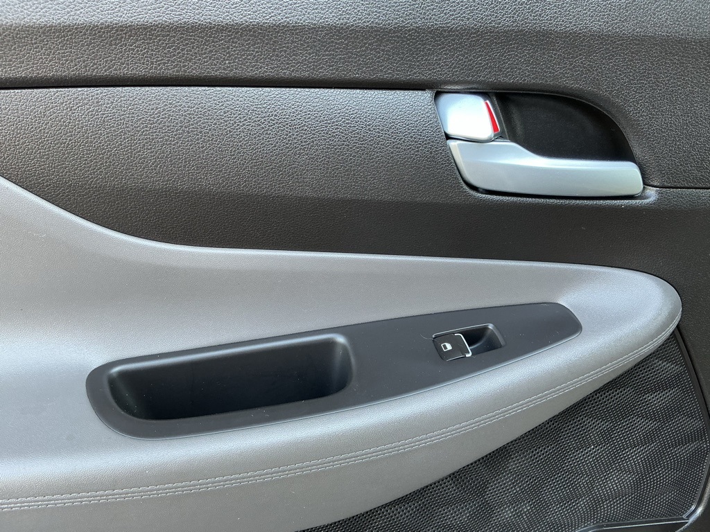 2020 Hyundai Santa Fe SEL photo 38