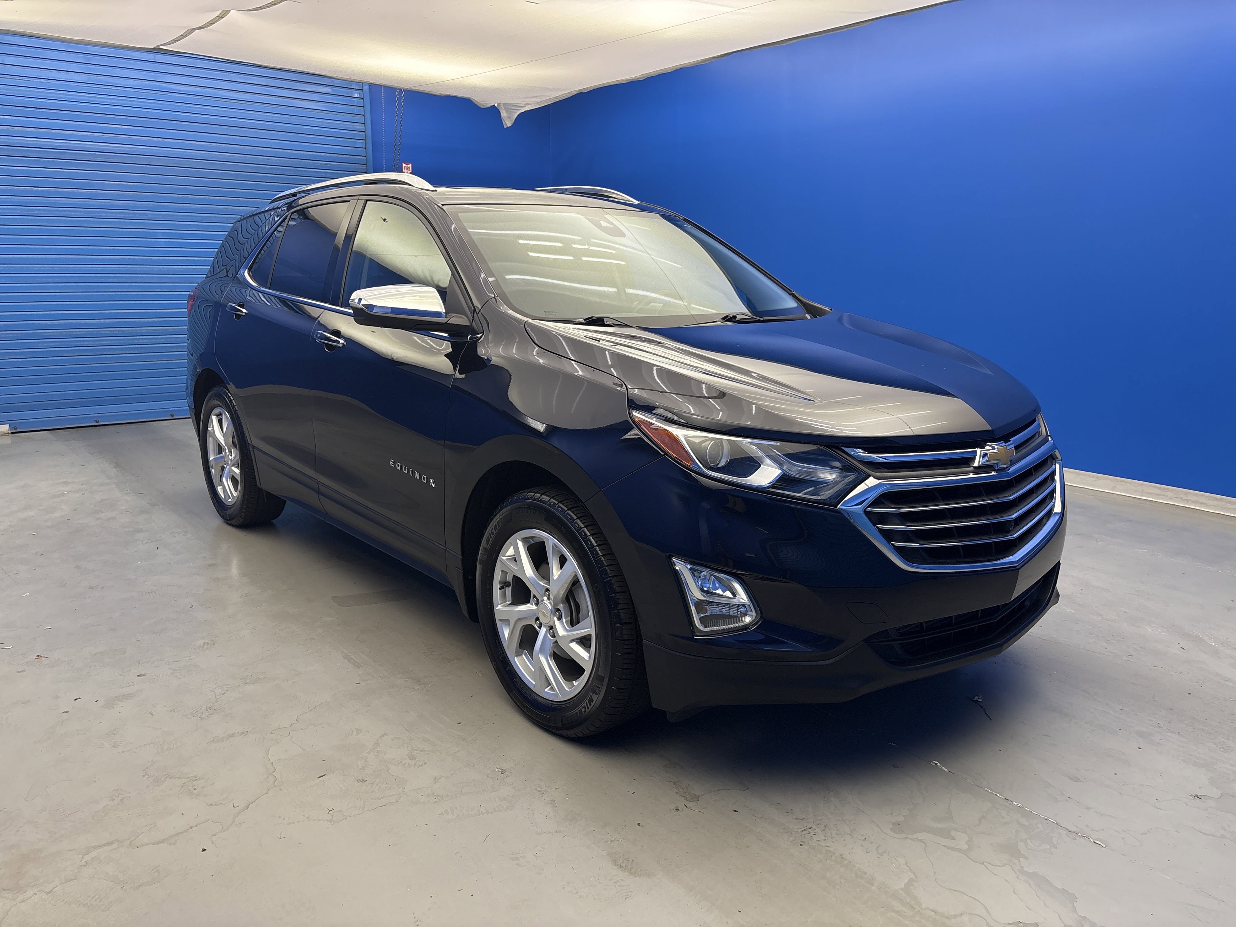 2021 Chevrolet Equinox Premier photo 2