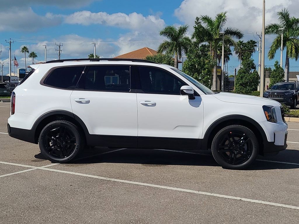 2025 Kia Telluride SX X-Line photo 3