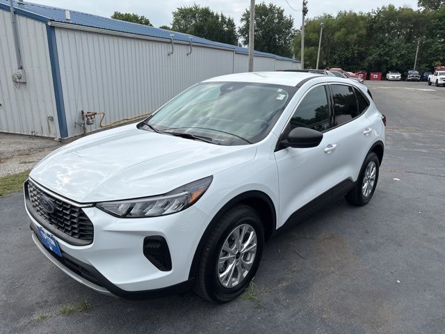 2023 Ford Escape Active photo 2