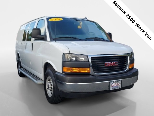 2024 GMC Savana Cargo Work Van's photo
