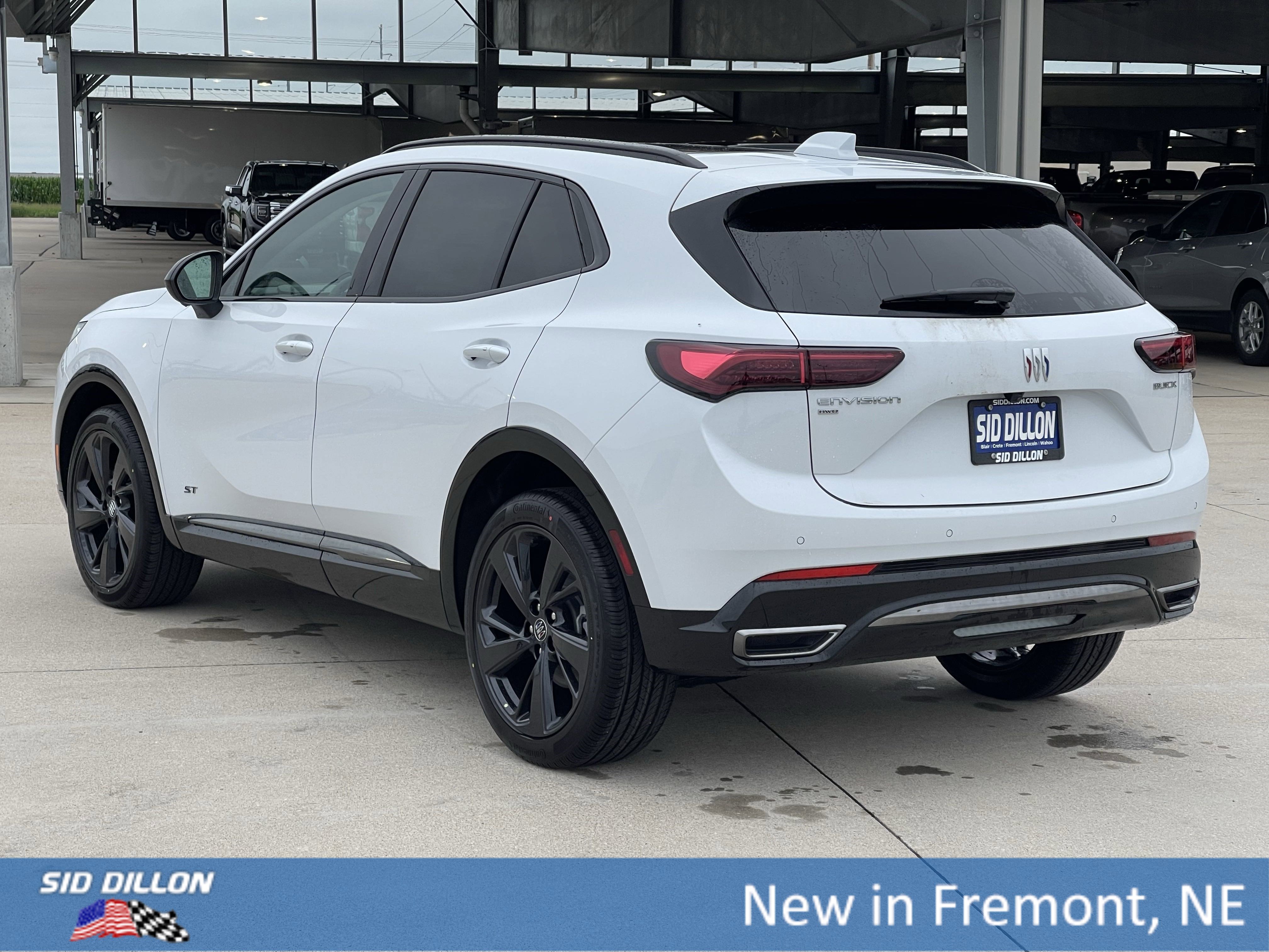 2025 Buick Envision Sport Touring photo 12