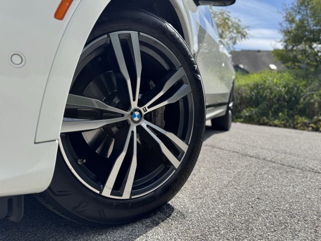 2022 Bmw X7 xDrive40i photo 2