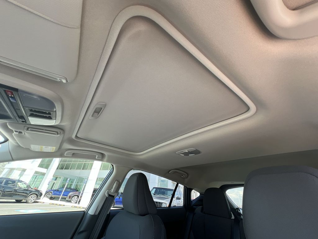 2025 Subaru Crosstrek Premium photo 17