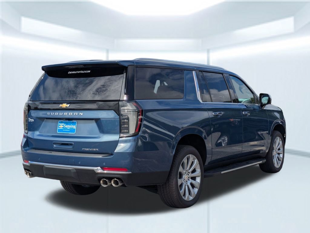 2025 Chevrolet Suburban Premier photo 4