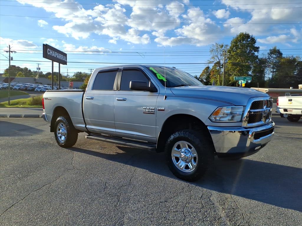 2014 Ram 2500 SLT photo 21