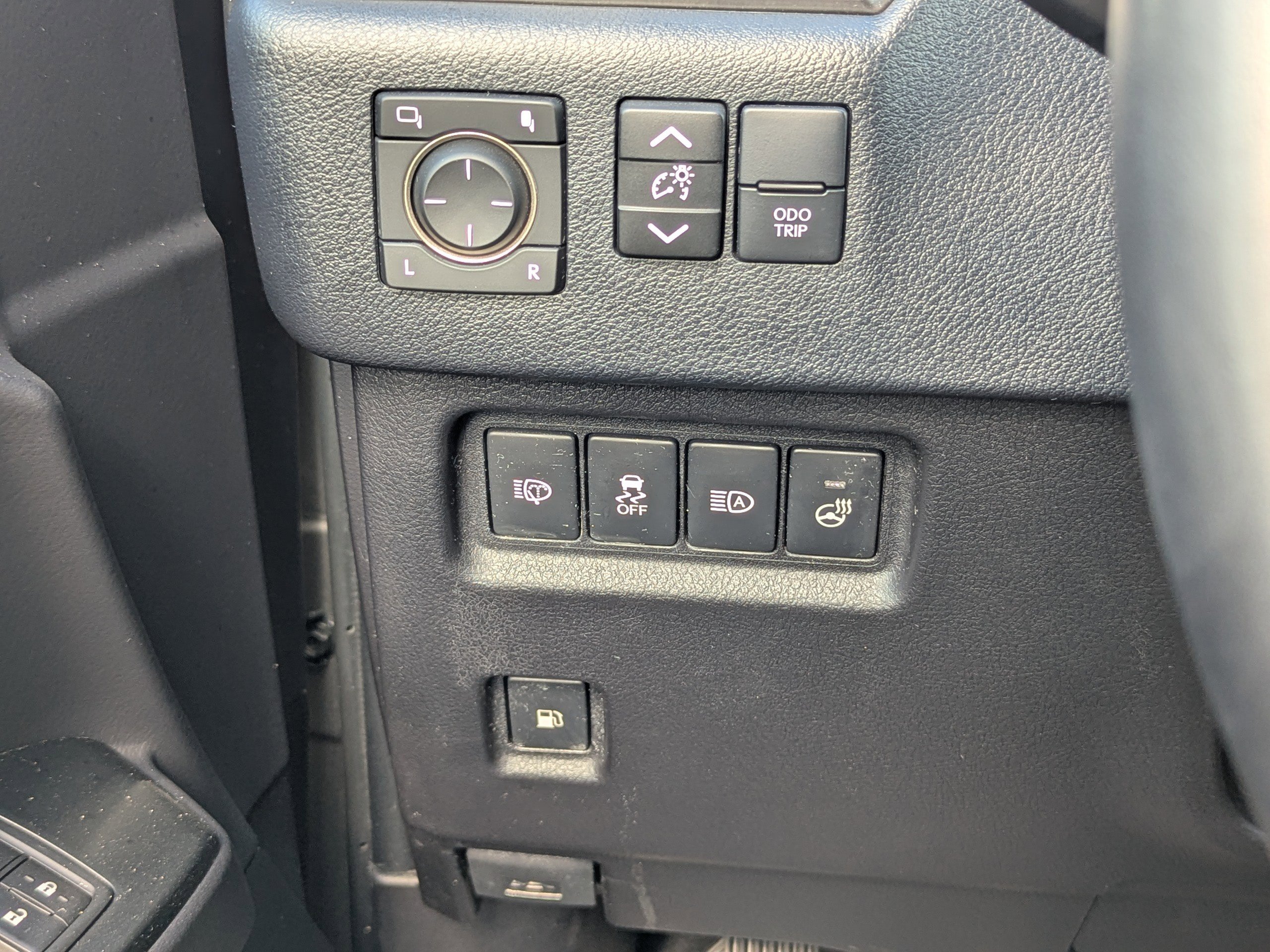 2023 Lexus GX Premium photo 29