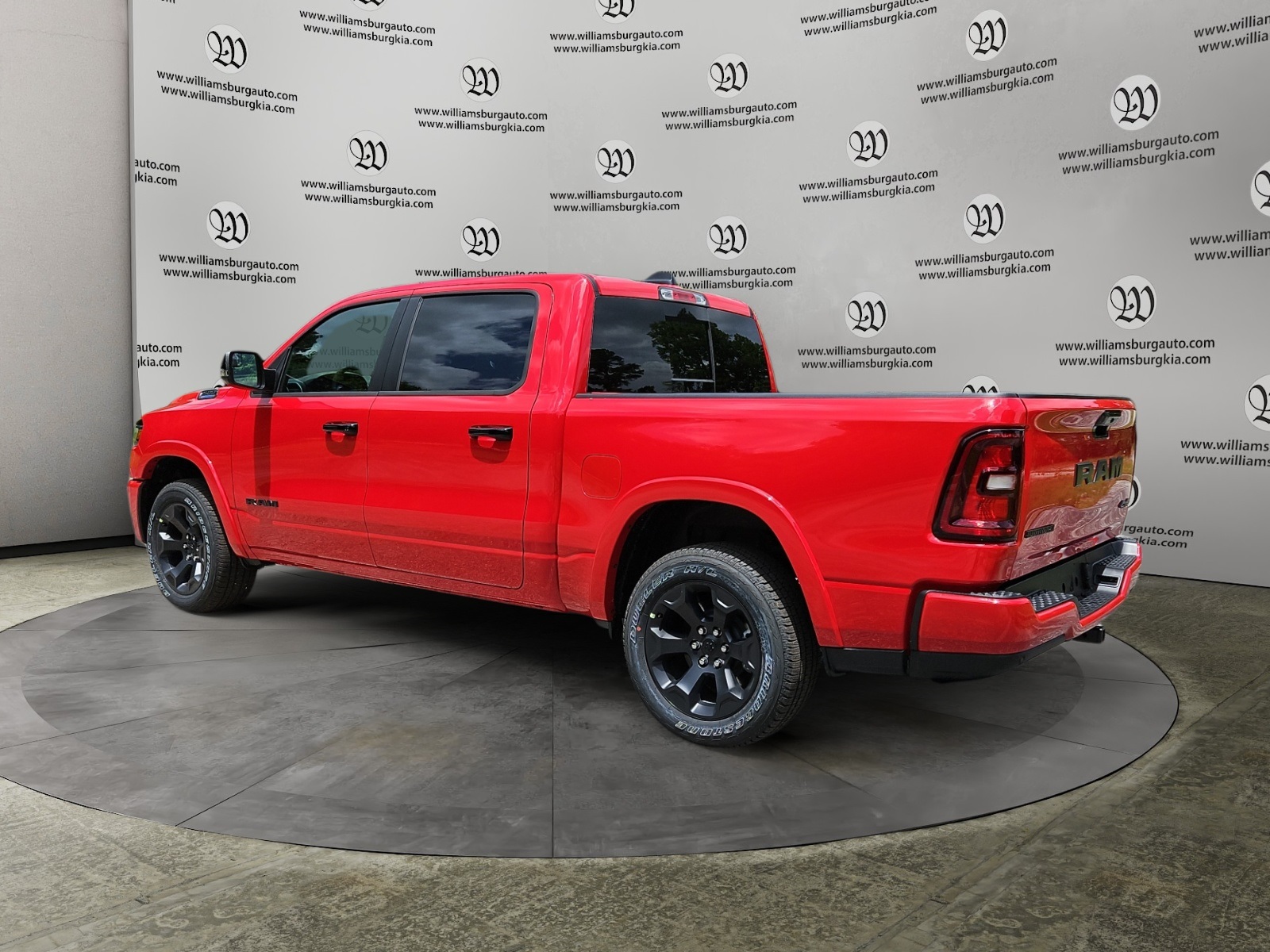 2025 Ram 1500 Big Horn Lone Star photo 3