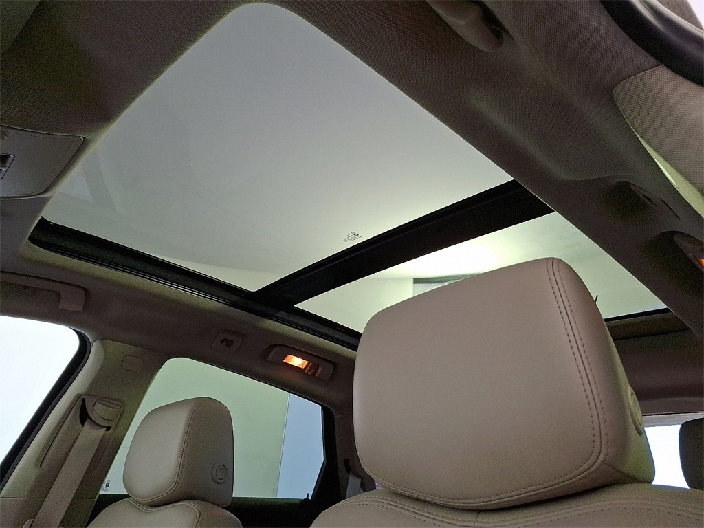 2014 Cadillac SRX Performance photo 12