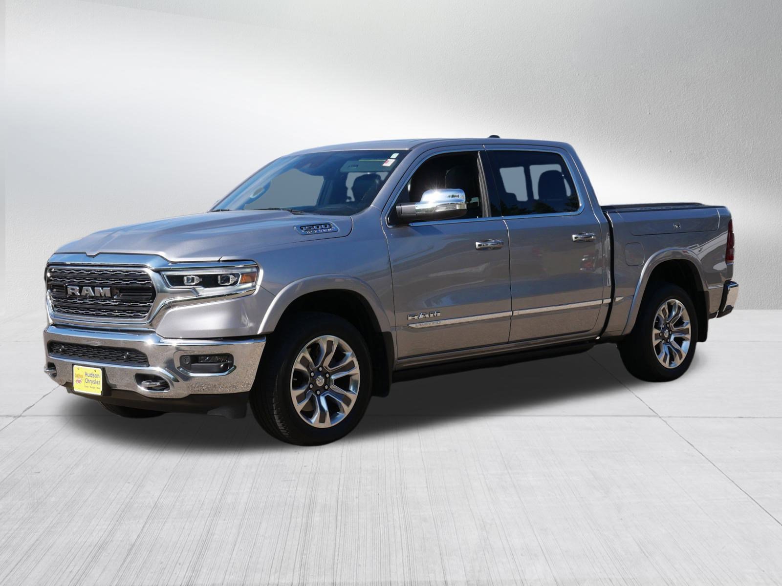 2022 Ram 1500 Limited photo 3