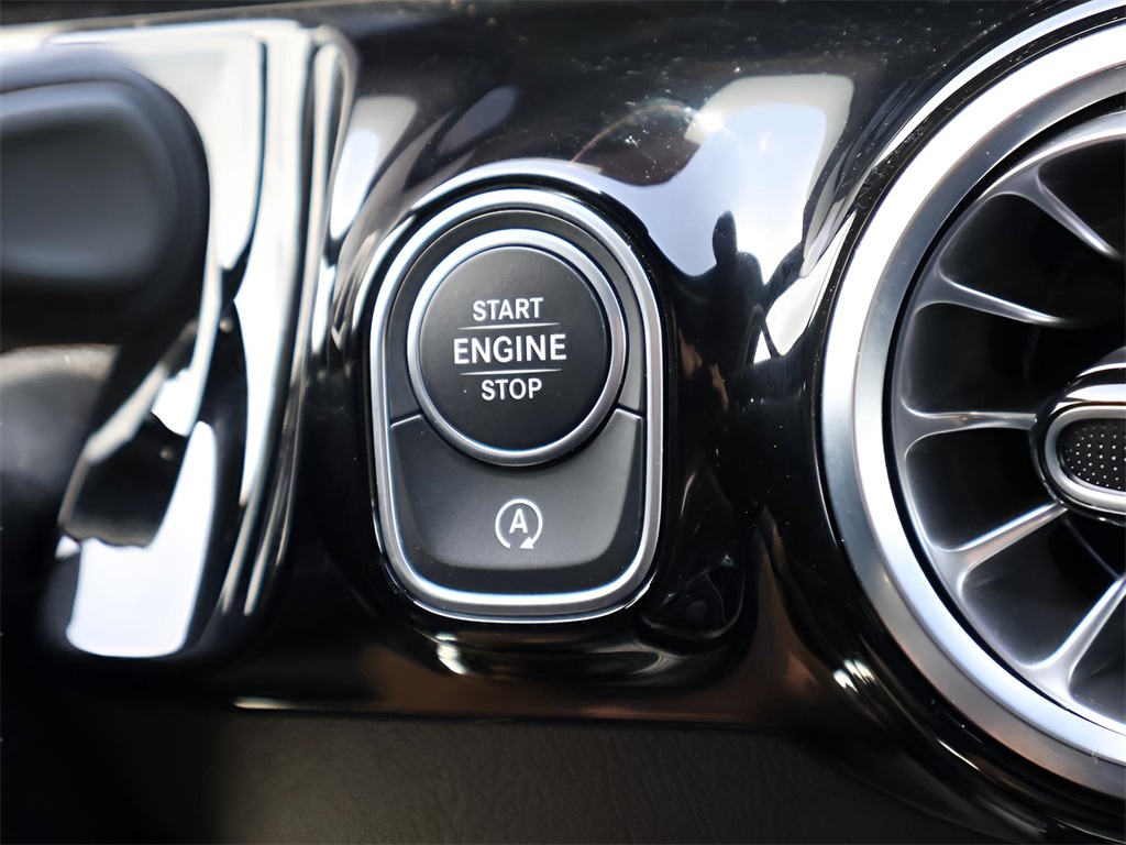 2025 Mercedes Benz GLA 250 4MATIC photo 27