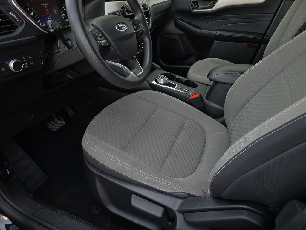 2022 Ford Escape Plug-In Hybrid SE photo 14