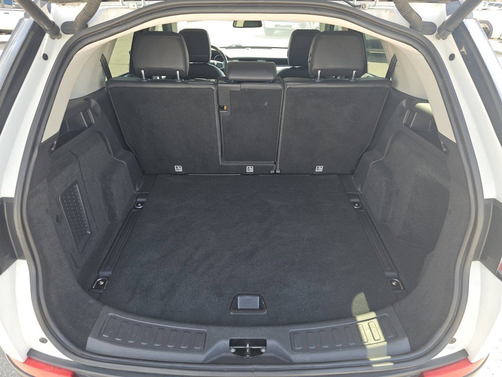 2016 Land Rover Discovery Sport HSE photo 22