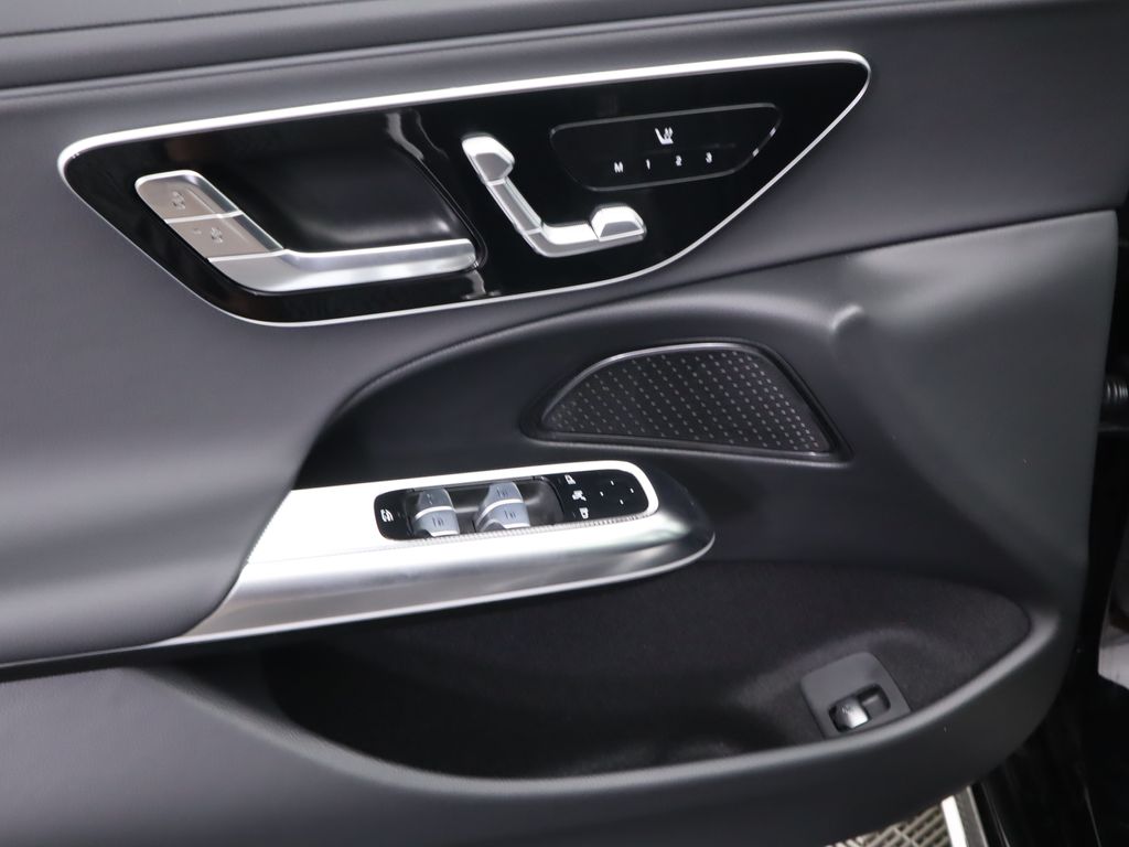 2026 Mercedes Benz E 350 photo 23