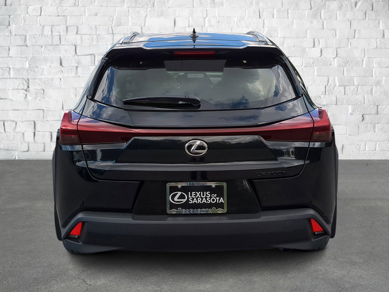 2025 Lexus UX photo 5