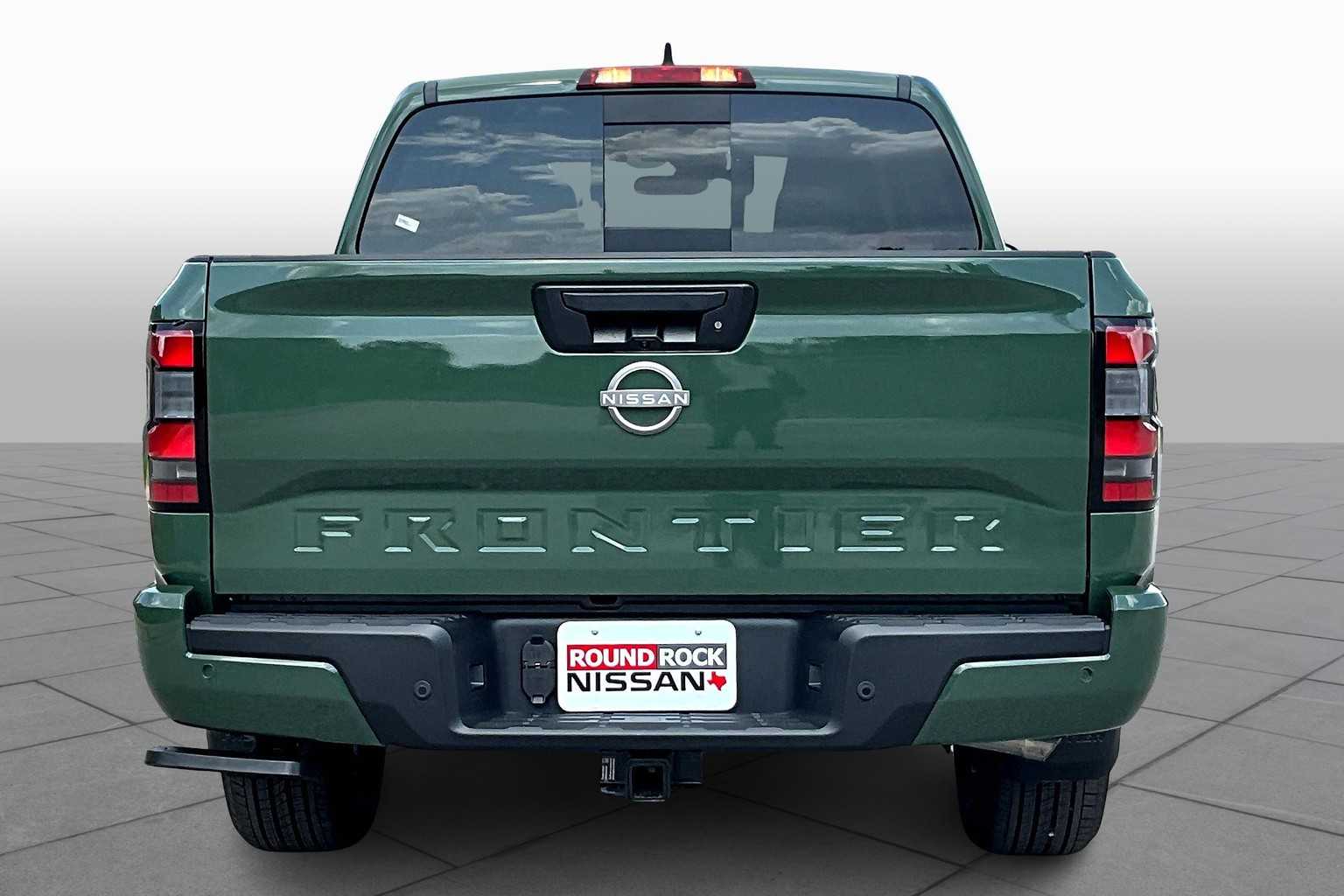 2025 Nissan Frontier SV photo 4