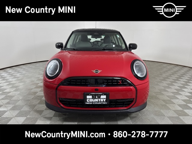 2025 Mini Cooper 2 Door Iconic Hardtop photo 2