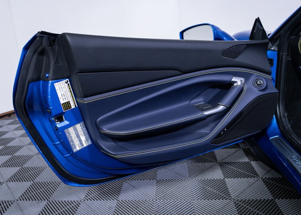 Certified Used 2022 Blu Corsa Ferrari Base image 20