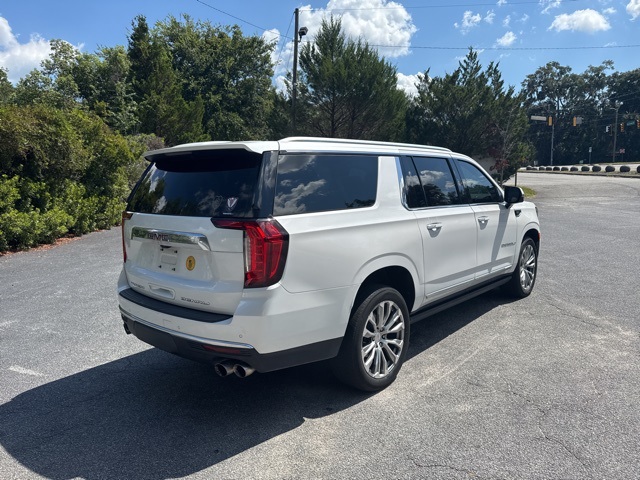 2021 Gmc Yukon XL Denali photo 3