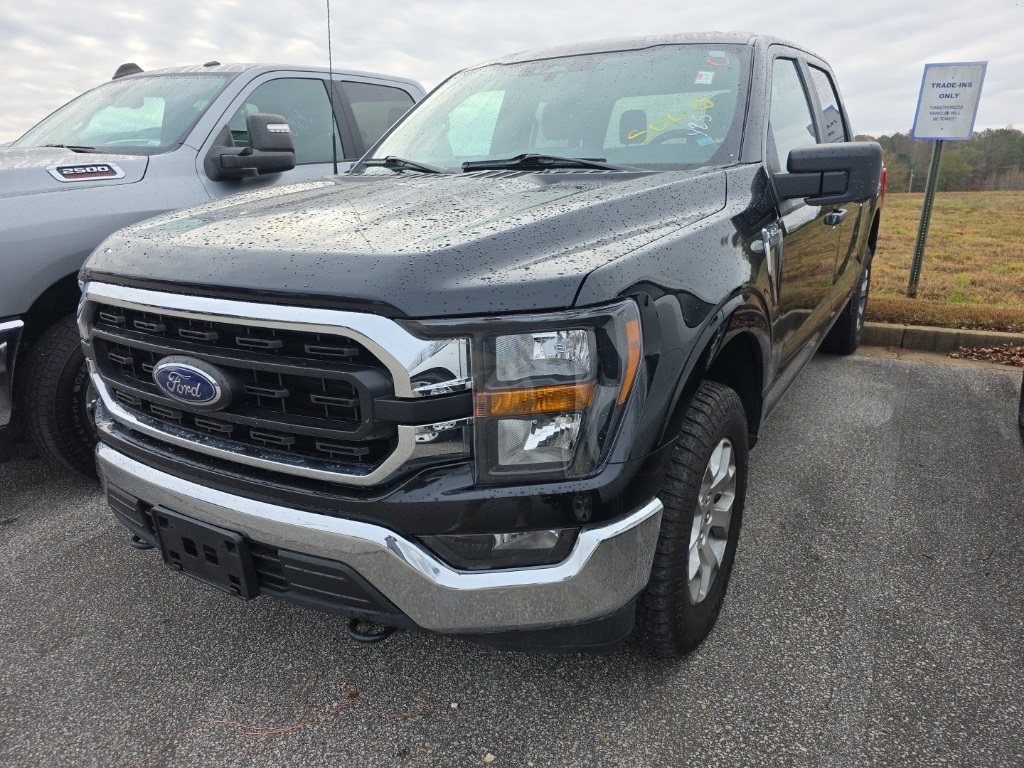 2023 Ford F-150 XLT photo 2