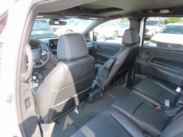 2026 Honda Odyssey photo 13