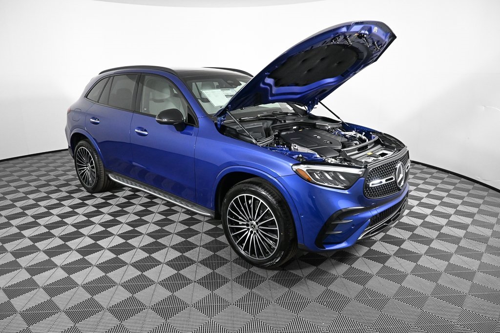 2026 Mercedes Benz GLC 300 photo 28