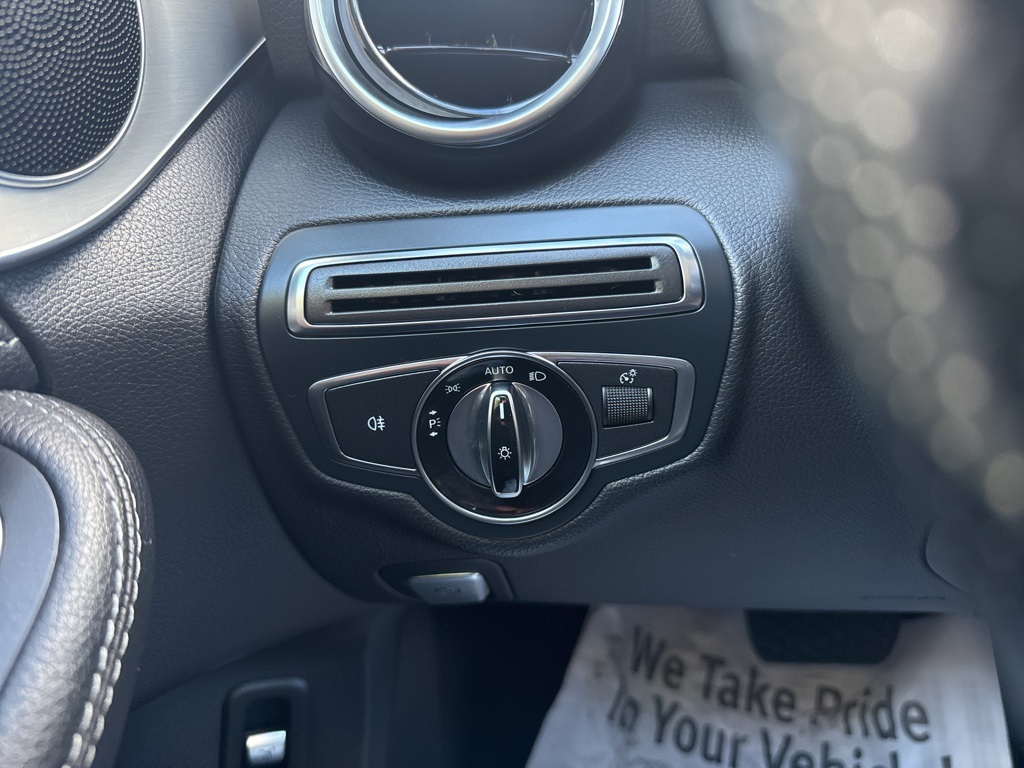 2015 Mercedes Benz C 300 4MATIC photo 14