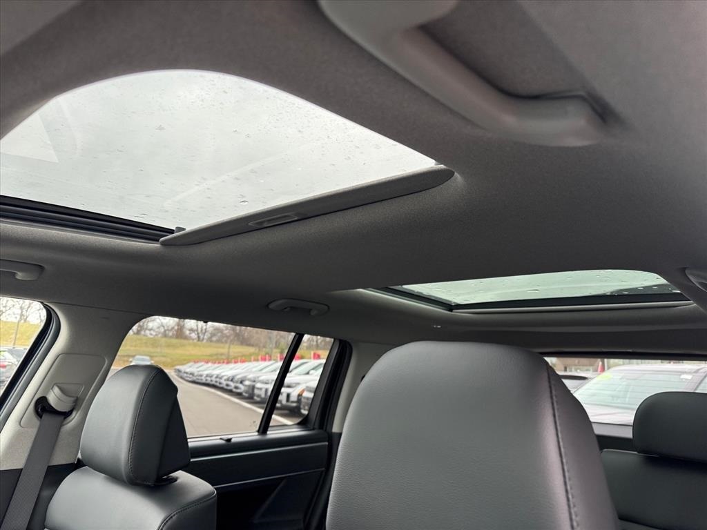 2026 Hyundai Santa Fe Limited photo 4