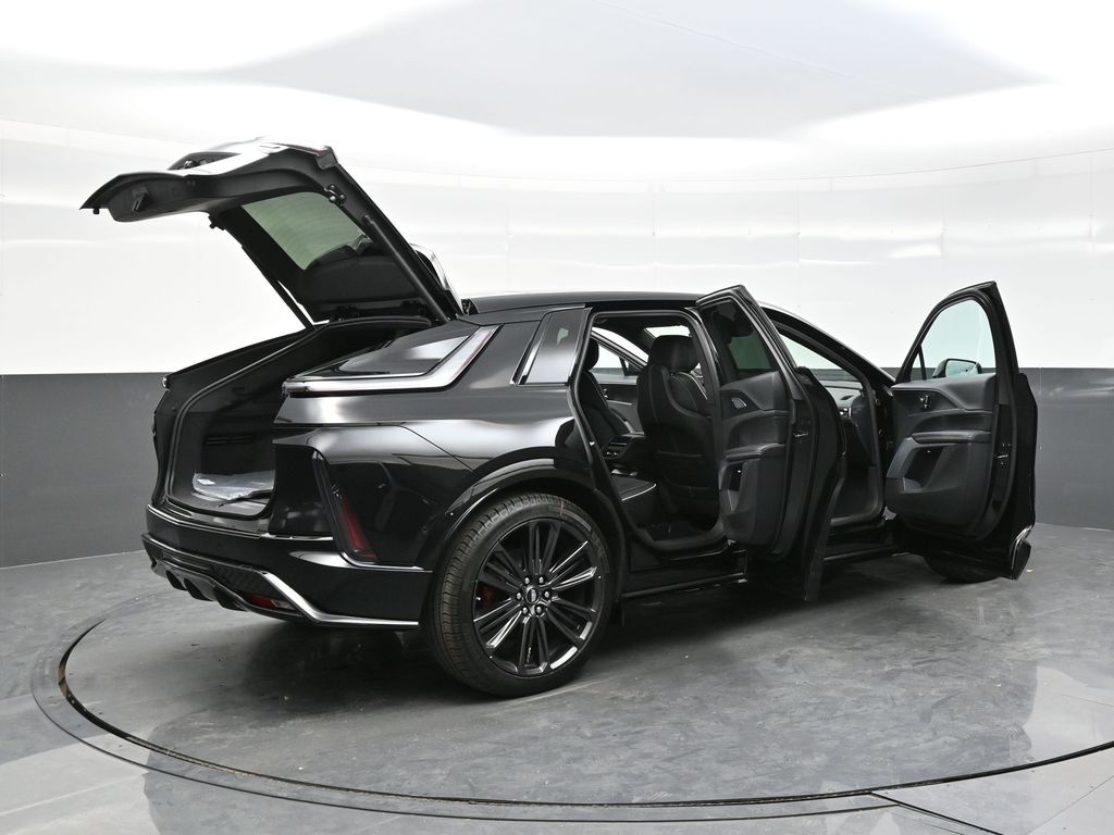 2026 Cadillac Lyriq photo 36