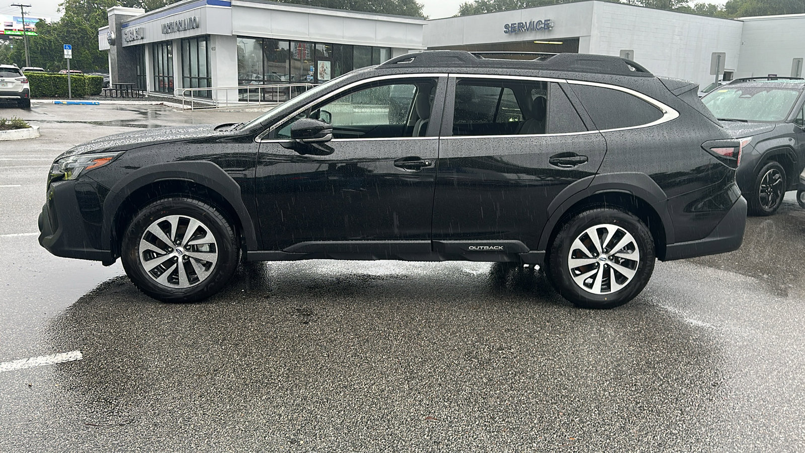 2025 Subaru Outback Premium photo 3
