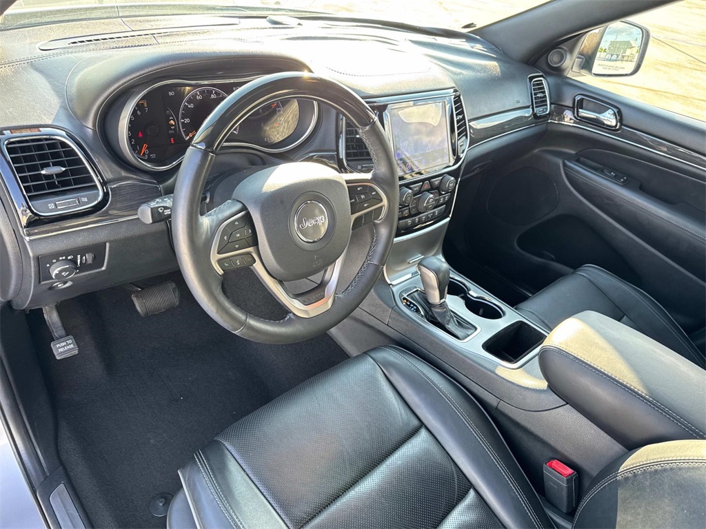 2020 Jeep Grand Cherokee Overland photo 17
